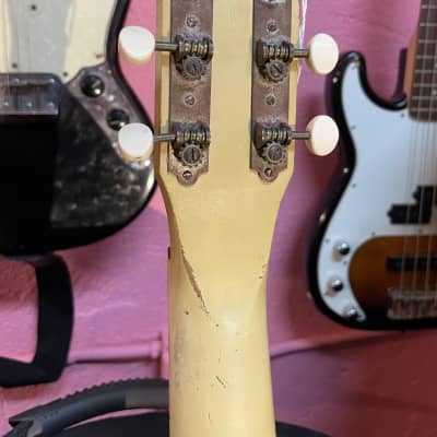 Stella Parlor 1960’s Blonde Faux Flame Guitar w/case image 4