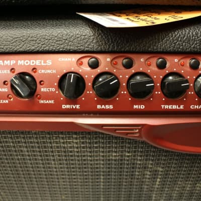 Used Line 6 Spider 112 50-Watt Modeling Guitar Combo Amplifier, Black with Red Face Plate image 2