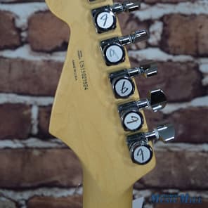 Fender American Deluxe Stratocaster Olympic Pearl image 5