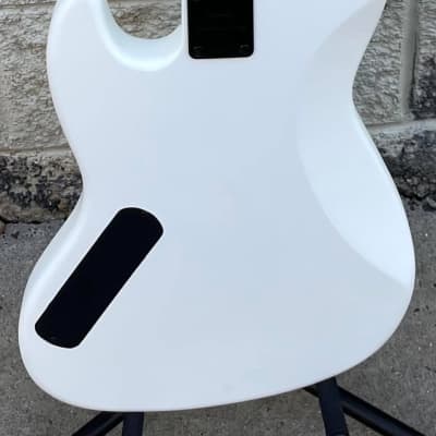 GAMMA Custom Bass Guitar H22-01, Kappa Model, Matte Polar White image 10