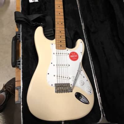 も*ょ様 Fender Mexico STRATOCASTER Fender Mexican Standard Stratocaster - What To Know & Where