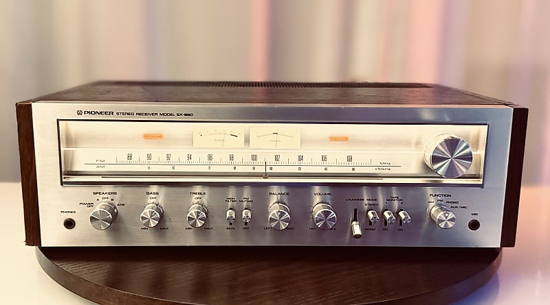 Vintage Pioneer SX-650 Stereo AM/FM Receiver - Serviced + Cleaned + LED  			