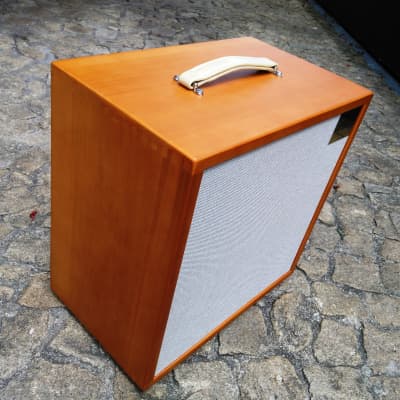 daRibeira custom hand-built guitar 112 cabinet solid wood w/ Celestion Creamback speaker (Pre-Order) image 4