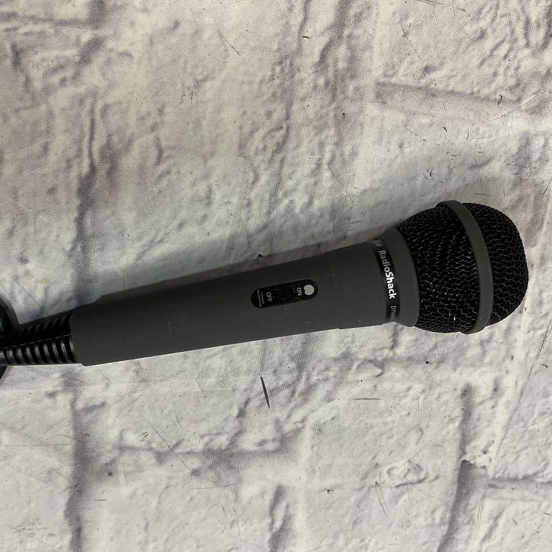 Radio Shack 333018 Dynamic Microphone Reverb