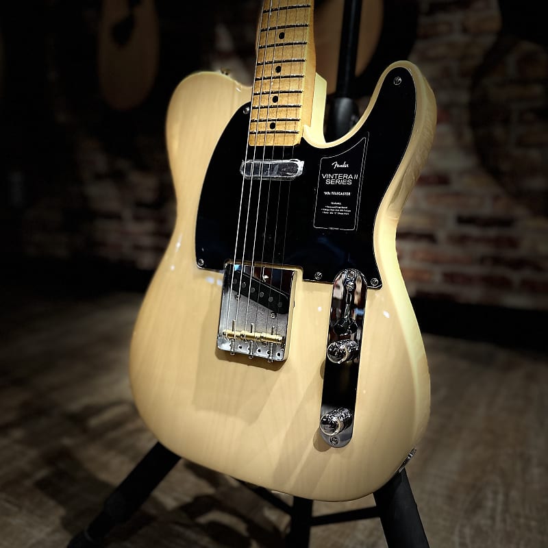 Fender Vintera II Nocaster - Blackguard Blonde