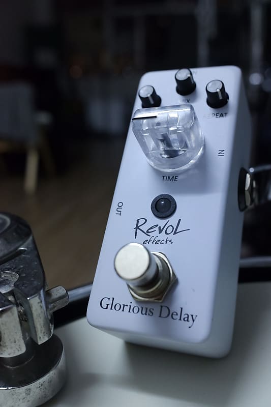 RevoL effects EDL-01 Glorious Delay | Reverb UK