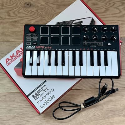 AKAI MPK25 knows giving out random MIDI signals to Daw - Gearspace