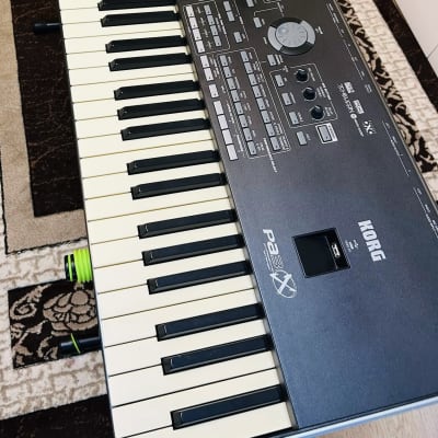 Korg PA3X Pro 76 Key Professional Arranger Keyboard 2010s - Black