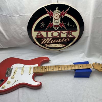 Fender Vintera Road Worn '50s Stratocaster Guitar 2020 - Fiesta Red / Maple neck