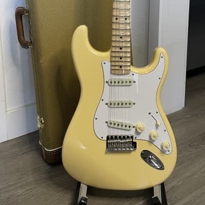 Fender Yngwie Malmsteen Artist Series Signature Stratocaster with Maple Fretboard 2019 - Mint - Vintage White Electric Guitar for sale