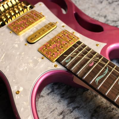 Ibanez PIA3761 "Paradise in Art" Panther Pink[Steve Vai Signature][IKE011] image 6