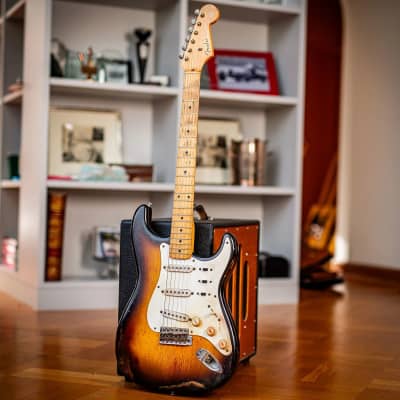 Fender 'Switchmaster' Stratocaster 1957 - Sunburst image 2