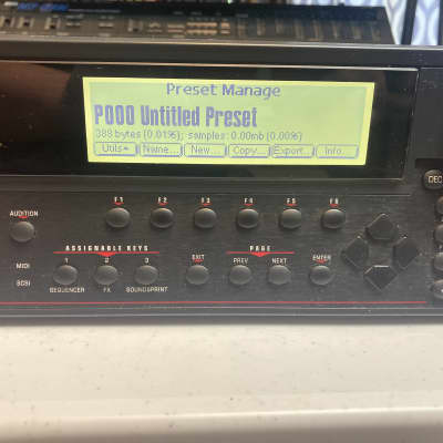 E-MU Emulator IV EIV x Hollywood Gold edition sampler, 2 Gig internal drive, 128 Mb RAM, EFX board image 3