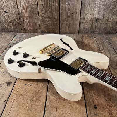 Gibson ES-335 1968 - Factory Alpine White with Gold Hardware One of a Kind image 11