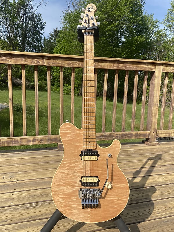 Ernie Ball Music Man EVH Signature 1993 Natural