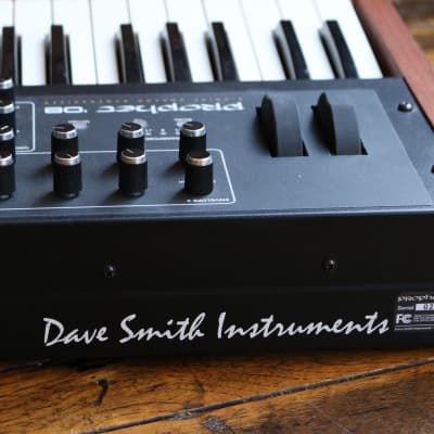 Dave Smith Instruments Prophet 08 PE 61-Key 8-Voice Polyphonic Synthesizer image 7