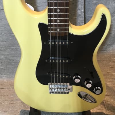 Memphis strat style ? image 2