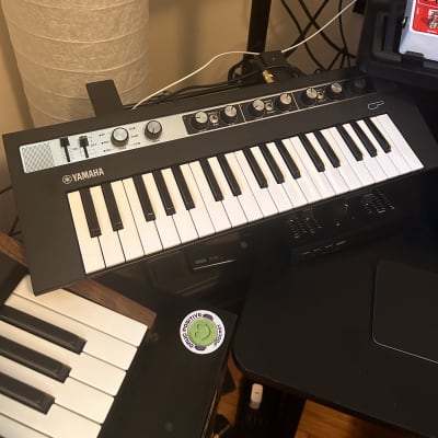 Yamaha Reface CP Mini Mobile Keyboard 2015 - Present - Black