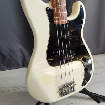 Fender PB-70 Precision Bass Reissue MIJ | Reverb
