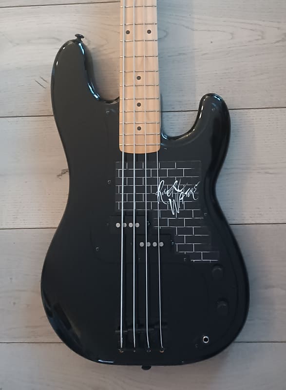 Fender Roger Waters Artist Series Signature Precision Bass | Reverb