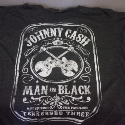 Johnny Cash 2XL T Shirt Gray shirt Man in Black with 2 crossed guitars image 2