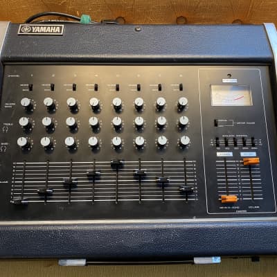 Yamaha PM-200b portable mixer image 1