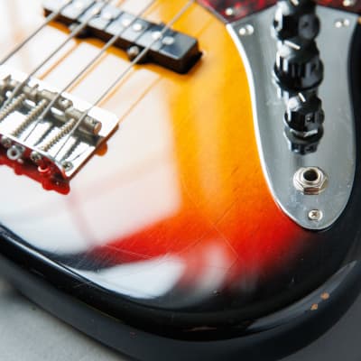Fender Classic Series '60s Jazz Bass Lacquer / Rosewood / Nitro Sunburst / Celluloid / Fralin Split Jazz image 13