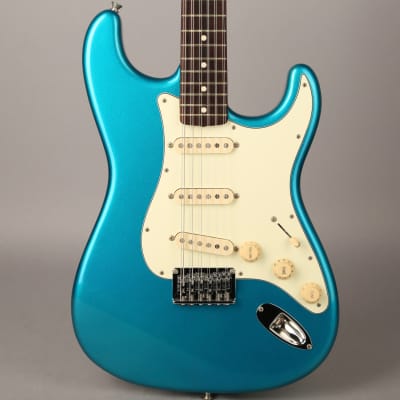 Fender Japan Stratocaster XII - CIJ - 2004 - Lake Placid Blue w/HSC image 1