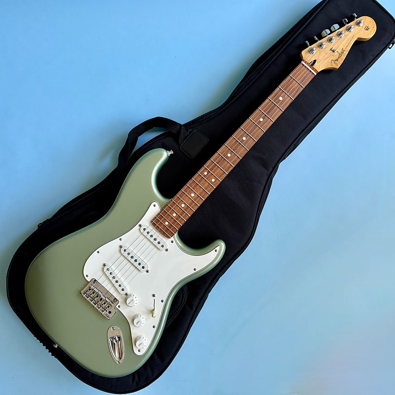 Fender player deals stratocaster sage green