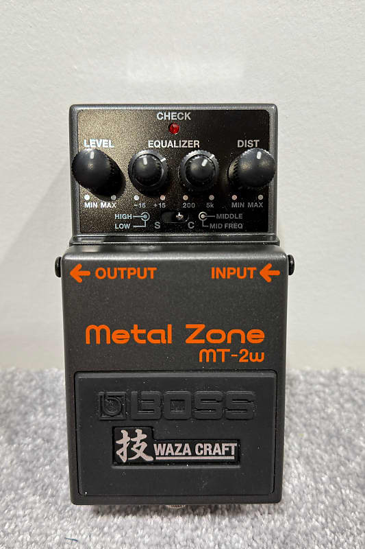 Boss MT-2W