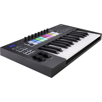 Novation Launchkey 25 MK3 USB MIDI Keyboard Controller (25-Key) image 1