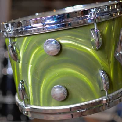 Immagine 1960s Gretsch "Rock 'n Roll" Olive Satin Flame Drum Kit - 8