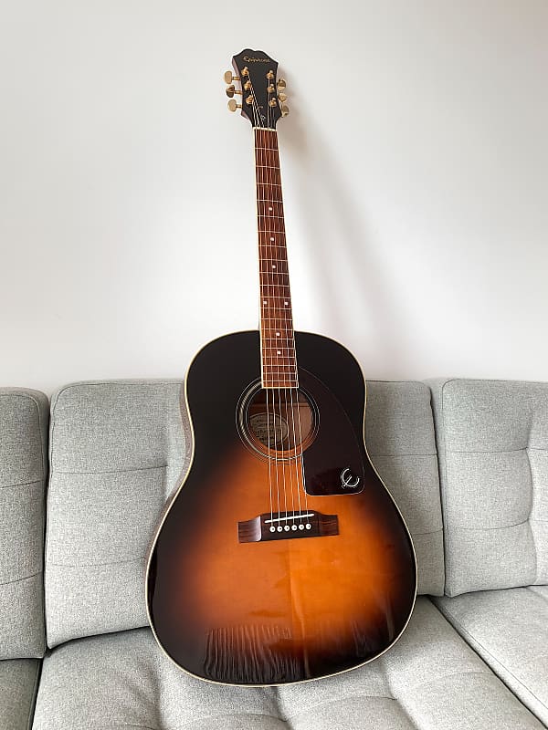 Epiphone（エピフォン） AJ-200S Epiphone AJ-200S Limited Edition Deluxe Acoustic Guitar