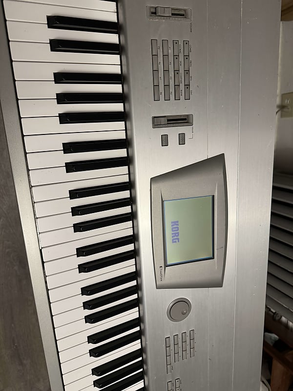 Korg Trinity Pro X 88-Key 32-Voice Polyphonic Workstation (1996 - 1997)