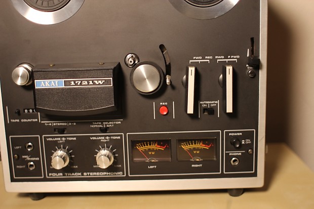 Vintage Akai 1721W Reel To Reel Tape Recorder Player Works Great
