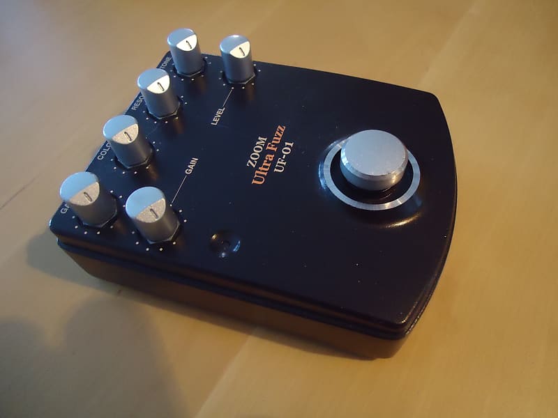 Zoom Ultra Fuzz UF-01 | Reverb