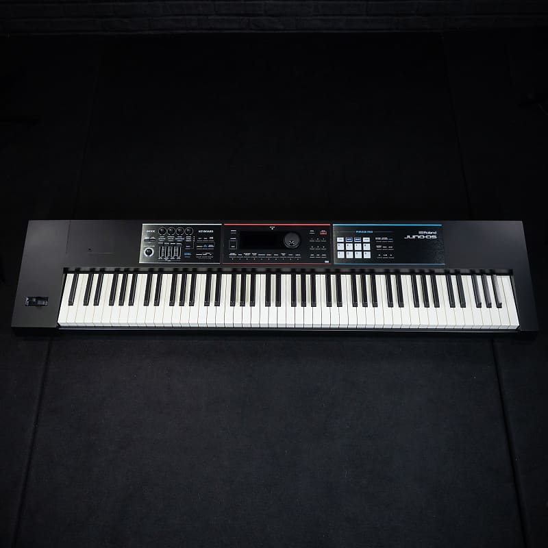 Roland Juno DS61 Synthesizer image 1