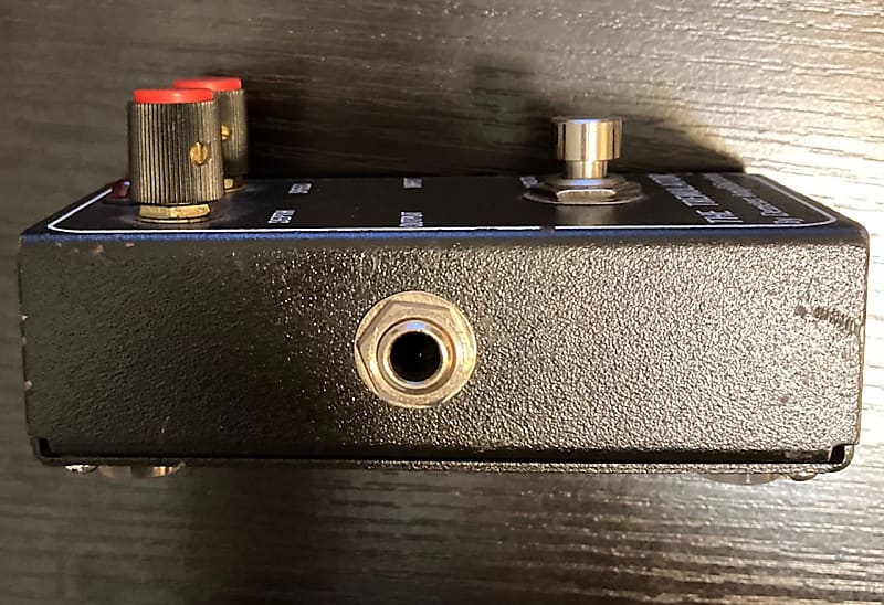 Vintage Demeter Tremulator - Small Box, Red Knob - TRM-1 Vintage Demeter Tremulator - Small Box, Red Knob - TRM-1