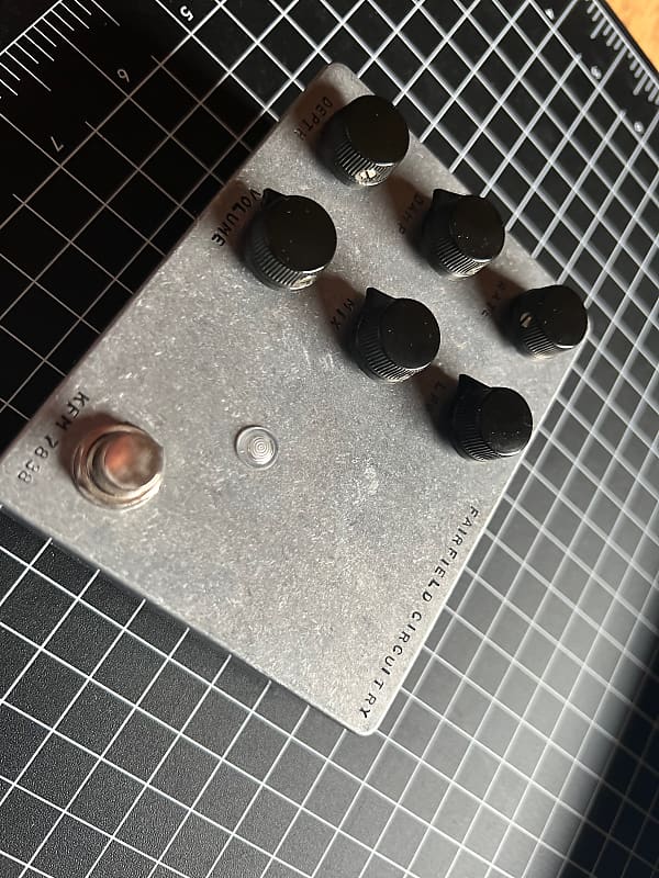 Fairfield Circuitry Shallow Water