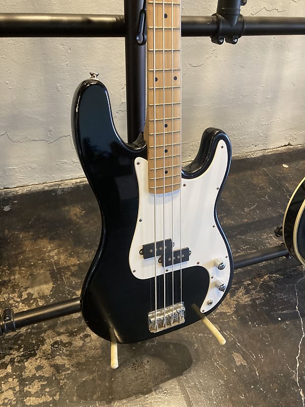 1993 Fender Precision Bass Black - Made in Korea - Plays | Reverb