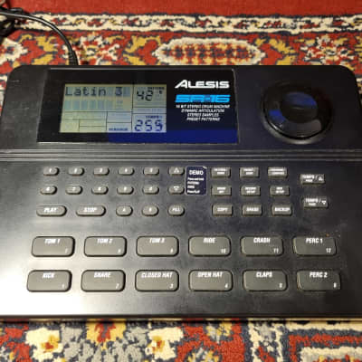 Alesis SR-16 Drum Machine - Cult Classic - With Power Supply - Working Perfectly - Worldwide Shipping