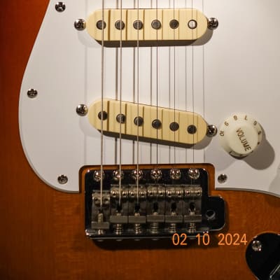 Squier "Silver Series" (Made in Japan-Fujigen Gakki) Stratocaster 62 - 1993 Sunburst/ Fender USA pickups/ Super clean/Video imagen 7