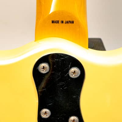 Mosrite The Ventures Model '65 Reissue Guitar with Case - Pearl White image 8
