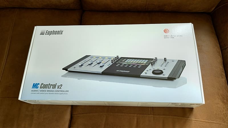 AVID / Euphonix MC Control V2 4-Fader DAW Control Surface with Touch Screen  2000s Silver