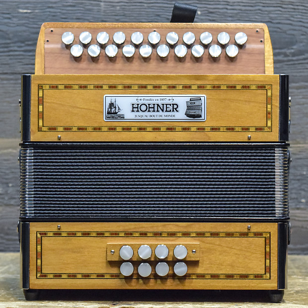 Hohner ボタンアコーディオン morgane2 DG Hohner ボタンアコーディオン morgane2 DG - メルカリ