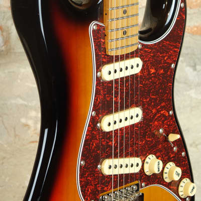 JET GUITARS JS300 SB - Stratocaster Roasted Maple Neck - Sunburst image 10