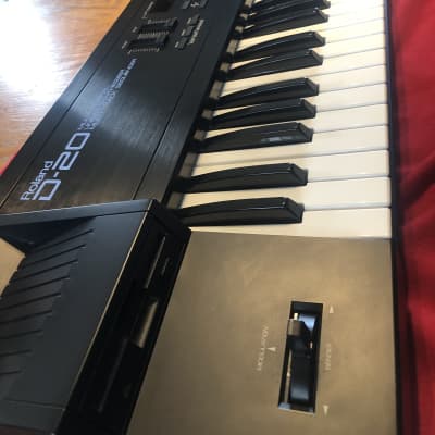 Roland D-20 61-Key Multi-Timbral Linear Synthesizer / Multitrack Sequencer