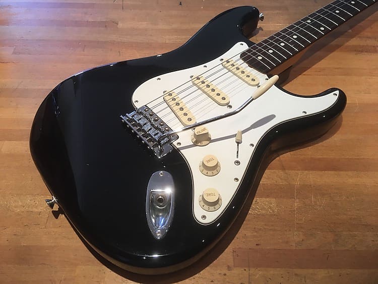 Fender Made in Japan Stratocaster 1994-1995, black