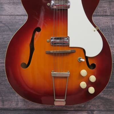 Silvertone 1950s Aristocrat 1425 Electric Guitar (Las Vegas,NV) (TOP PICK) for sale