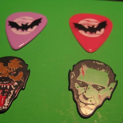 Halloween Horror 17 Guitar Picks Frankenstein, Wolfman, Aliens, Bats, Spiders, Skulls image 8